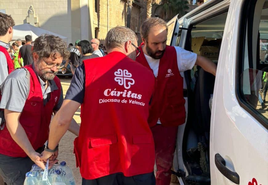 CATÓLICOS EN ÁVILA – “La caridad no es una campaña: es una actitud de vida”