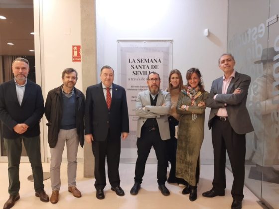 CATÓLICOS EN SEVILLA – Inaugurada la exposición “La Semana Santa a través de los libros”