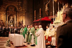 CATÓLICOS EN SEVILLA – La Hermandad de los Estudiantes celebró el centenario de su fundación