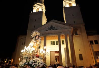 CATÓLICOS EN VALENCIA – La imagen peregrina de la Virgen de los Desamparados visita Vila-real