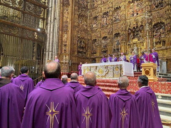 CATÓLICOS EN SEVILLA – El cardenal Ayuso será enterrado en la capilla de San José de la Catedral de Sevilla