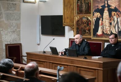 CATÓLICOS EN VALENCIA – Misa funeral por los fallecidos y víctimas de la DANA el 9 de diciembre en la Catedral de Valencia 