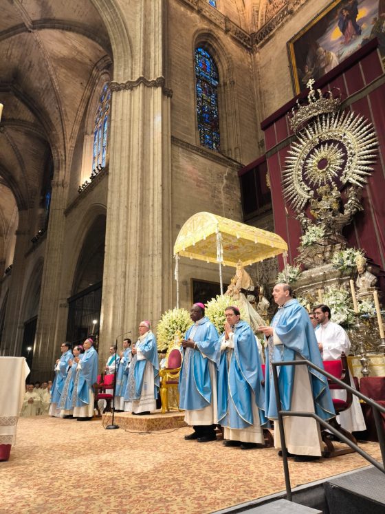 CATÓLICOS EN SEVILLA – Mons. Saiz Meneses: “La piedad popular está llamada a proponer una renovación de la mirada”