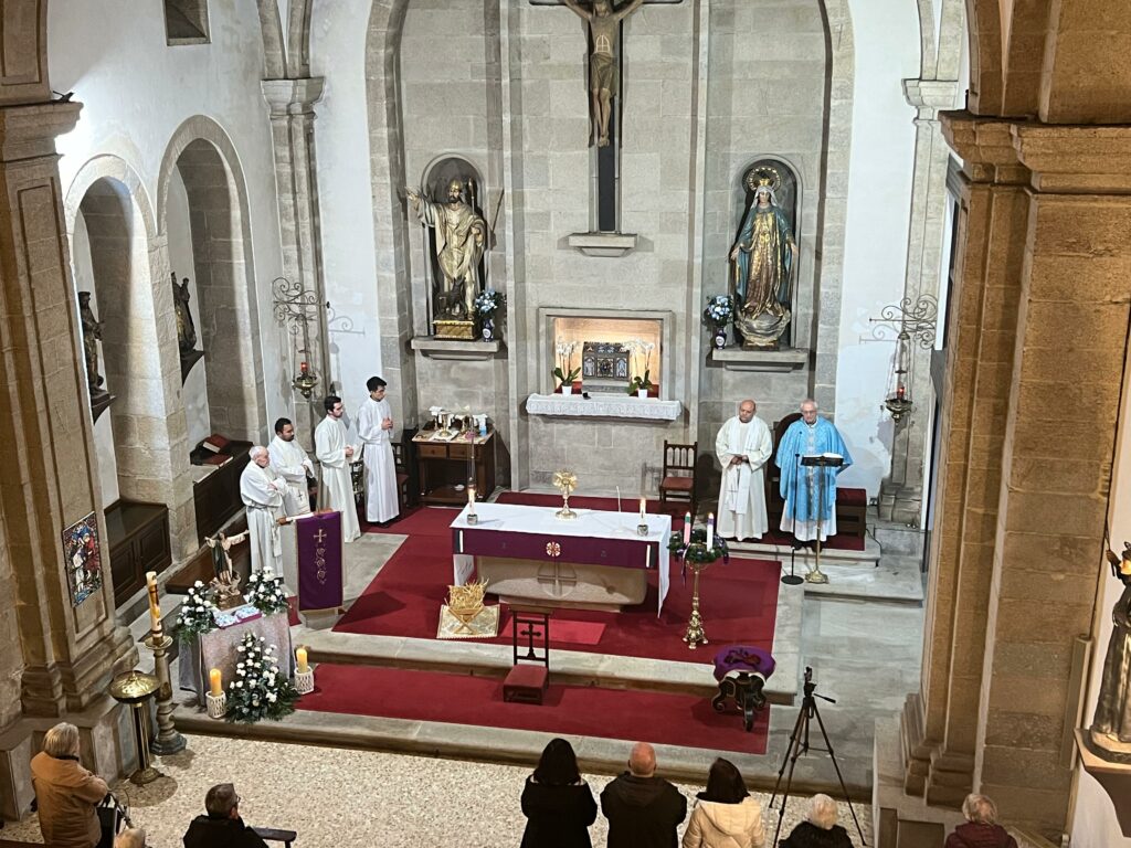 CATÓLICOS DE LUGO – La celebración de la Vigilia de la Inmaculada