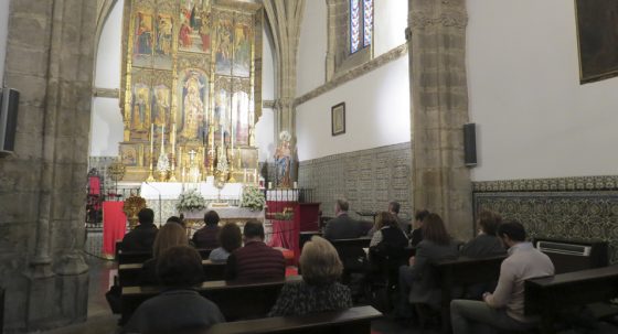 CATÓLICOS EN SEVILLA – Adoración Eucarística permanente durante el II Congreso de Hermandades y Piedad Popular