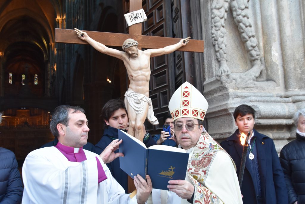 CATÓLICOS EN ÁVILA – “Seamos constructores de esperanza”