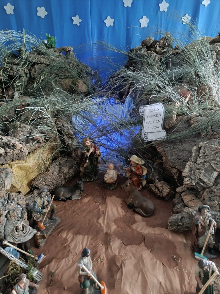 CATÓLICOS EN ÁVILA – El “Belén de la Dana” del Colegio San José (Cáceres) se lleva el premio de #YoPongoElBelén