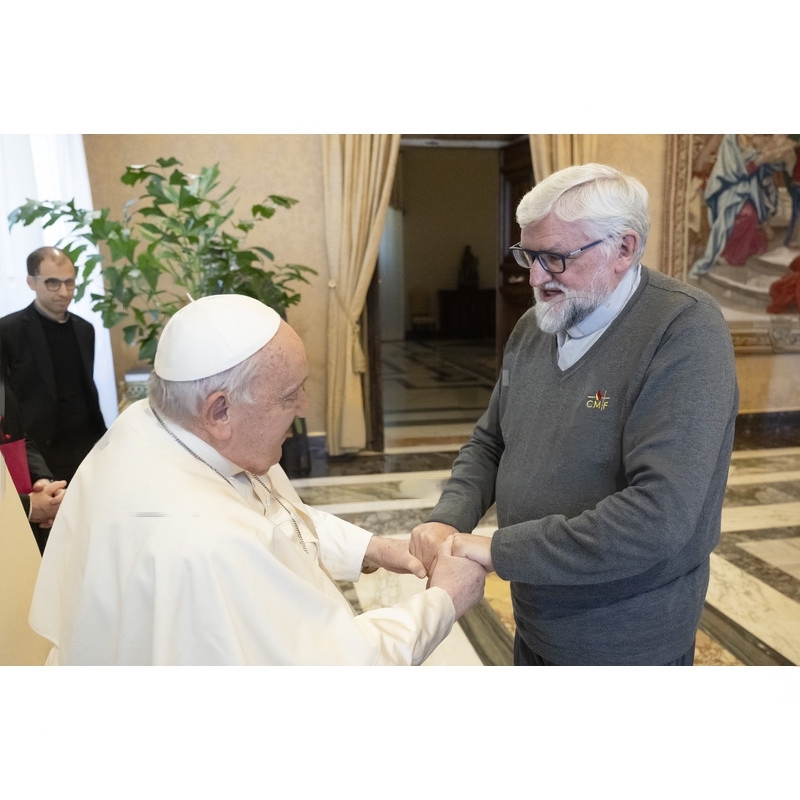 CATÓLICOS EN FERROL – “Tahanan”, la Capellanía Filipina de Madrid asentada en la parroquia Nuestra Señora del Espino, es recibida en audiencia privada por el papa Francisco