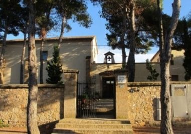CATÓLICOS EN VALENCIA – Ejercicios espirituales organizados por el Convictorio Sacerdotal Diocesano, en la Casa Diocesana de Espiritualidad de Xàbia