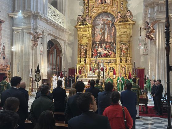 CATÓLICOS EN SEVILLA – 25 aniversario de la refundación de la Hermandad del Santísimo Cristo de la Corona