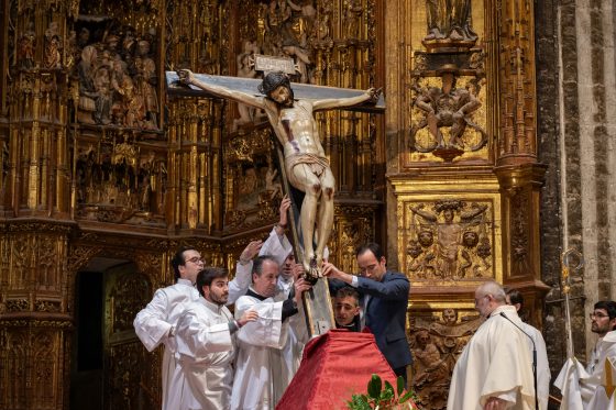 CATÓLICOS EN SEVILLA – ‘Perdona nuestras ofensas, concédenos la paz’ (Tribuna en ABC de Sevilla. 31-12-2024)