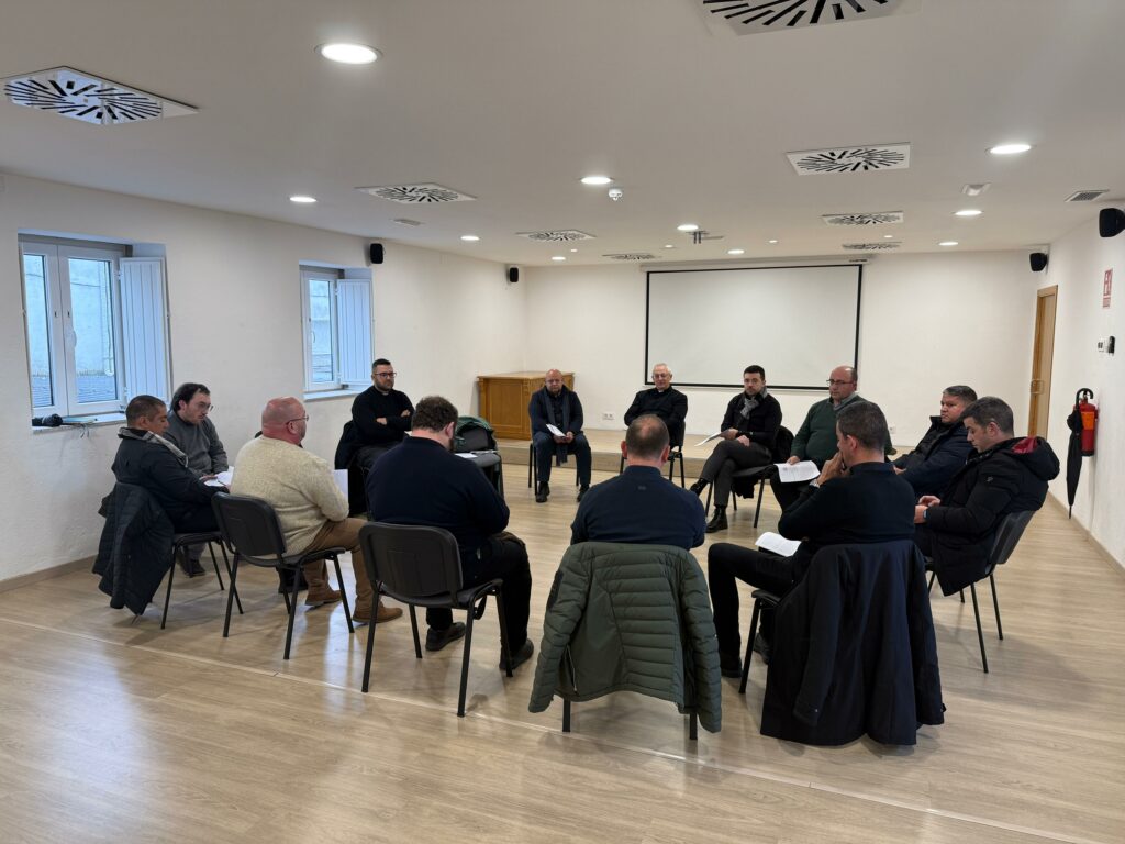 CATÓLICOS DE LUGO – Reunión de sacerdotes jóvenes