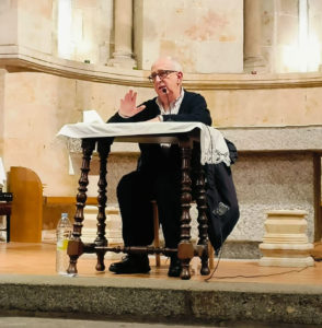 CATÓLICOS EN SALAMANCA – Tomás Durán destaca las oportunidades de esperanza para la Iglesia en la crisis de fe