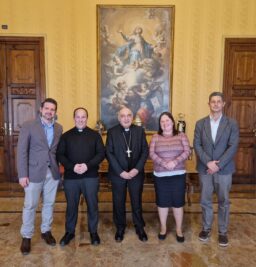 CATÓLICOS EN VALENCIA – Reunión de los responsables de Fasta en Valencia, con el Arzobispo
