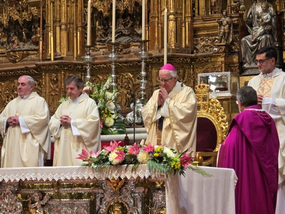 CATÓLICOS EN SEVILLA – Monseñor Saiz Meneses: “El amor de Dios es la respuesta a la pregunta sobre el sentido del sufrimiento”