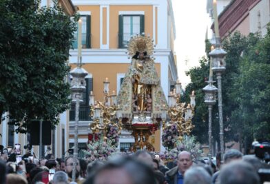 CATÓLICOS EN VALENCIA – Visita histórica de la imagen peregrina de la Virgen de los Desamparados a Sevilla