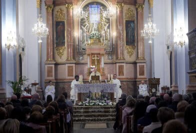 CATÓLICOS EN VALENCIA – El Arzobispo bendice el complejo parroquial de Ntra. Sra. del Don de Alfafar tras su rehabilitación