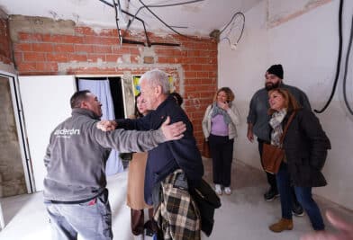 CATÓLICOS EN VALENCIA – Los representantes de Cáritas Española visitan Chiva, Paiporta y Picanya dentro de su recorrido por las zonas más afectadas tras la DANA
