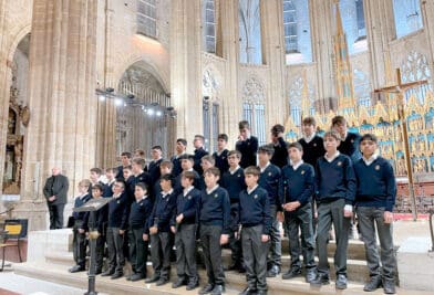 CATÓLICOS EN VALENCIA – La Escolanía de la Virgen ofrece un concierto solidario en la Catedral de Tortosa, a beneficio de los afectados por la DANA
