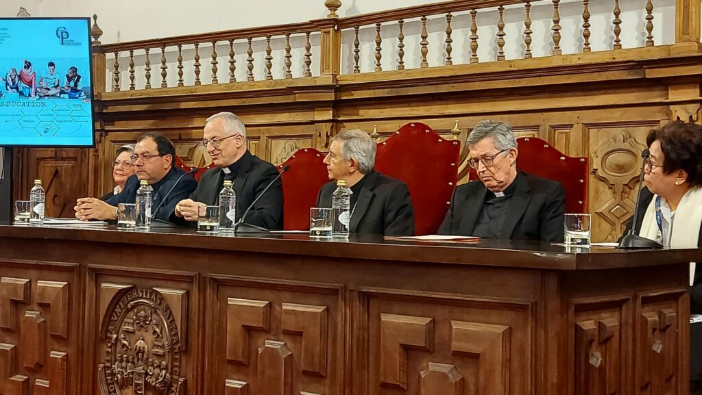 CATÓLICOS DE LUGO – Congreso internacional ‘Humanizar la educación en la era digital’
