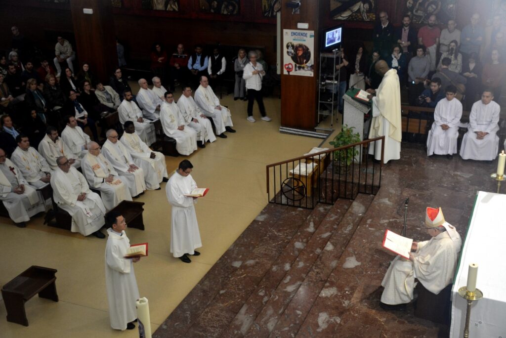 CATÓLICOS EN FERROL – Antonio Nguyén Van Ngoc y Francis Nguyén Trong Quán, diáconos al estilo de Claret