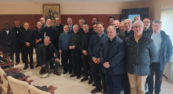 CATÓLICOS EN SEVILLA – La Universidad de Curas celebra un encuentro formativo sobre la IA