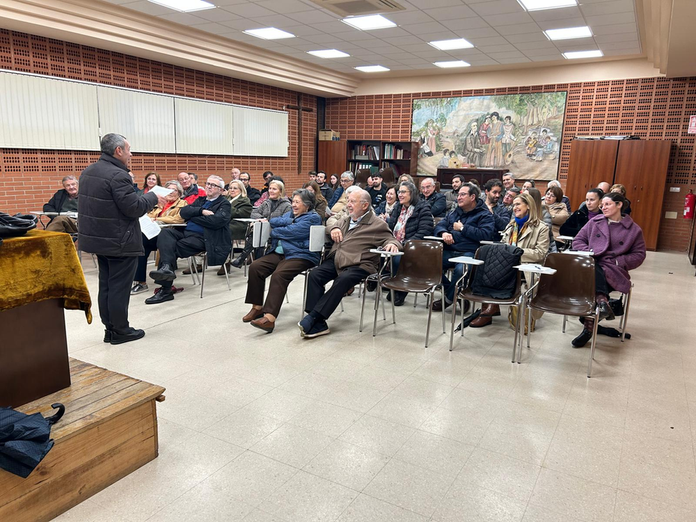 CATÓLICOS EN SEVILLA – Más de medio centenar de personas participan en la segunda sesión formativa de nuestra Parroquia