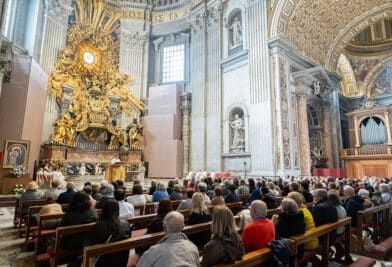 CATÓLICOS EN VALENCIA – Mons. Benavent: «que el Señor nos conceda aceptar con docilidad las enseñanzas del sucesor de Pedro, vivir en espíritu de obediencia y comunión con él» 