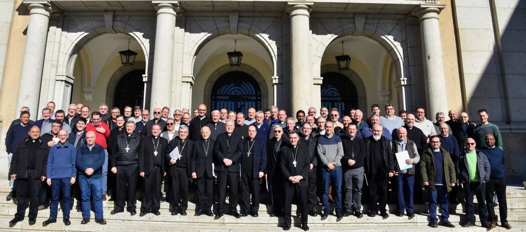 CATÓLICOS EN ÁVILA – Ávila acoge de nuevo el Encuentro de Obispos, Vicarios y Arciprestes de Iglesia en Castilla, que continúa con el trabajo sobre la renovación del estilo pastoral y las estructuras evangelizadoras