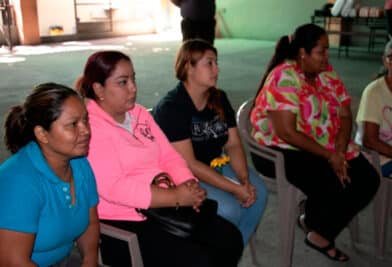 CATÓLICOS EN VALENCIA – Manos Unidas: «Salvadoras y Salvadas: una radio para romper el miedo»