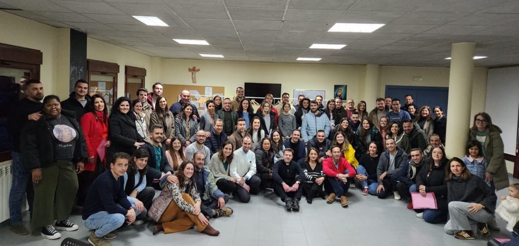 CATÓLICOS EN ÁVILA – 32 parejas concluyen la formación para el sacramento del matrimonio