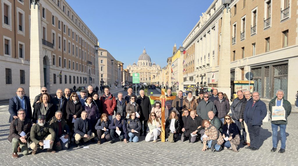 CATÓLICOS EN ÁVILA – La Delegación de Educación Católica y Enseñanza Religiosa de Ávila, en el Jubileo en Roma