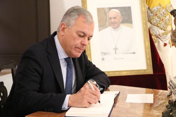 CATÓLICOS EN SEVILLA – El alcalde de Sevilla expresa las condolencias de ciudad de Sevilla por el fallecimiento de Francisco