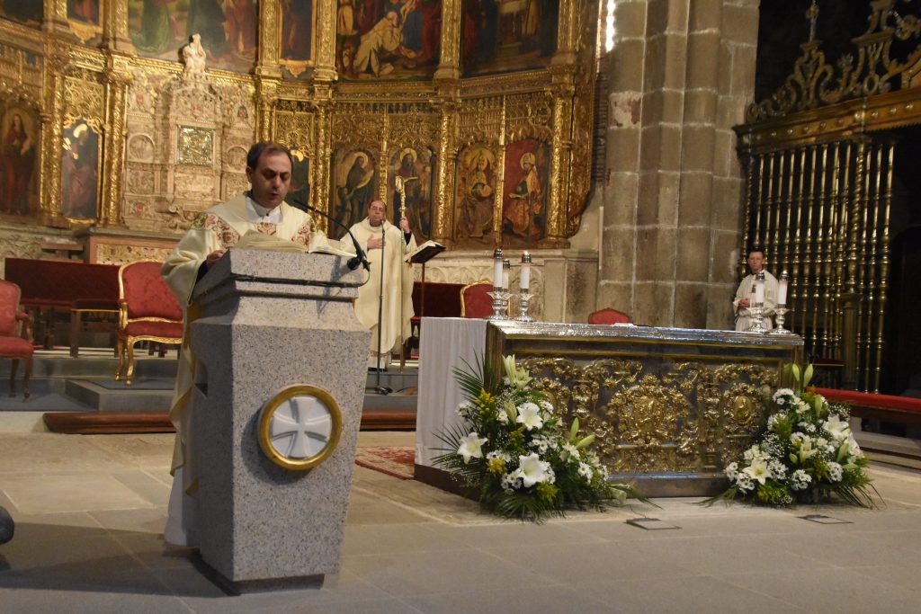 CATÓLICOS EN ÁVILA – «Somos el rostro visible de Jesús para el mundo: debemos seguir su ejemplo de servicio y entrega»