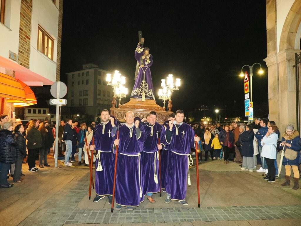 CATÓLICOS DE ASTURIAS – La Semana Santa de Luarca y la devoción al Nazareno