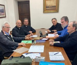 CATÓLICOS EN CANTABRIA – Unificación de equipos de voluntariado en Cáritas: Un paso hacia una Caridad más eficaz