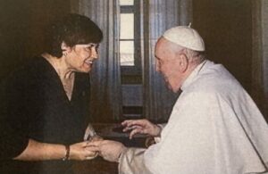 CATÓLICOS EN TOLEDO – “El papa que nos recordó, con su vida, que la caridad no es dar, es darse”