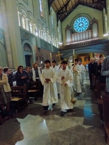 CATÓLICOS EN BARCELONA – Missa vespertina del Sopar del Senyor