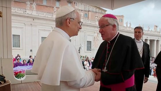 CATÓLICOS EN SEVILLA – Mons. Saiz Meneses traslada al Papa la comunión y cariño de la Archidiócesis de Sevilla
