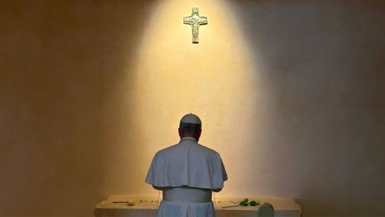 CATÓLICOS EN SEVILLA – #PapaLeónXIV | Monseñor León: ‘ Mirar el futuro con esperanza serena y agradecimiento a Dios’