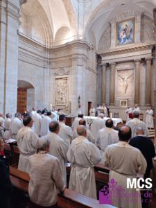 CATÓLICOS EN SALAMANCA – El clero diocesano celebró con gratitud y esperanza la entrega de los presbíteros en la festividad de San Juan de Ávila