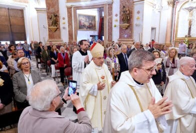 CATÓLICOS EN VALENCIA – 75 aniversario de la dedicación de la Basílica de la Virgen de los Desamparados