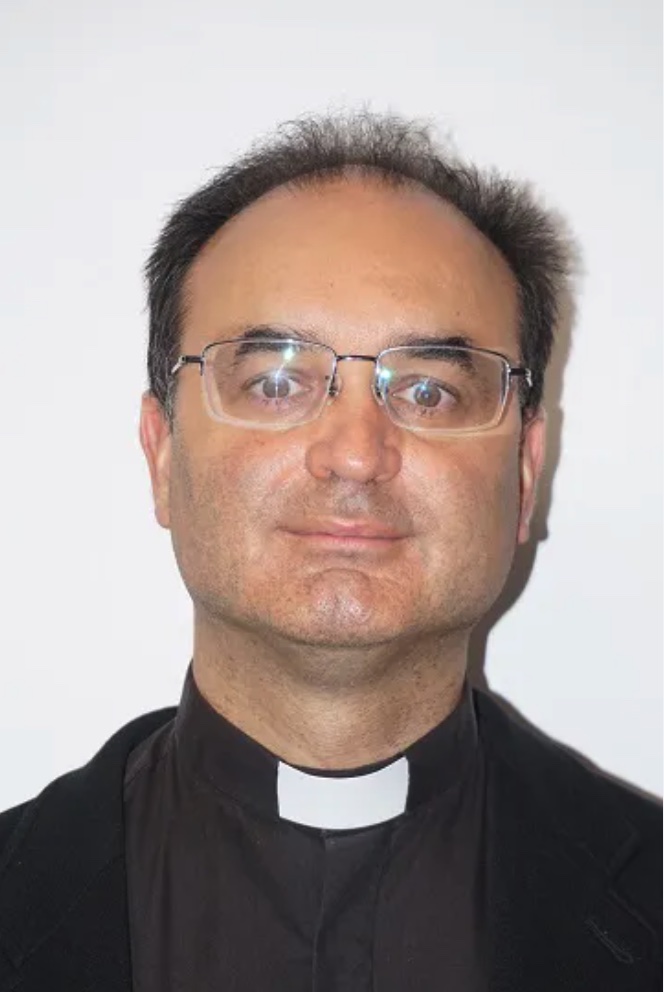 CATÓLICOS DE ASTURIAS – José Manuel Horcajo, párroco de San Manuel Nonato, en Vallecas: «En la parroquia la gente encuentra una casa abierta donde poder estar»