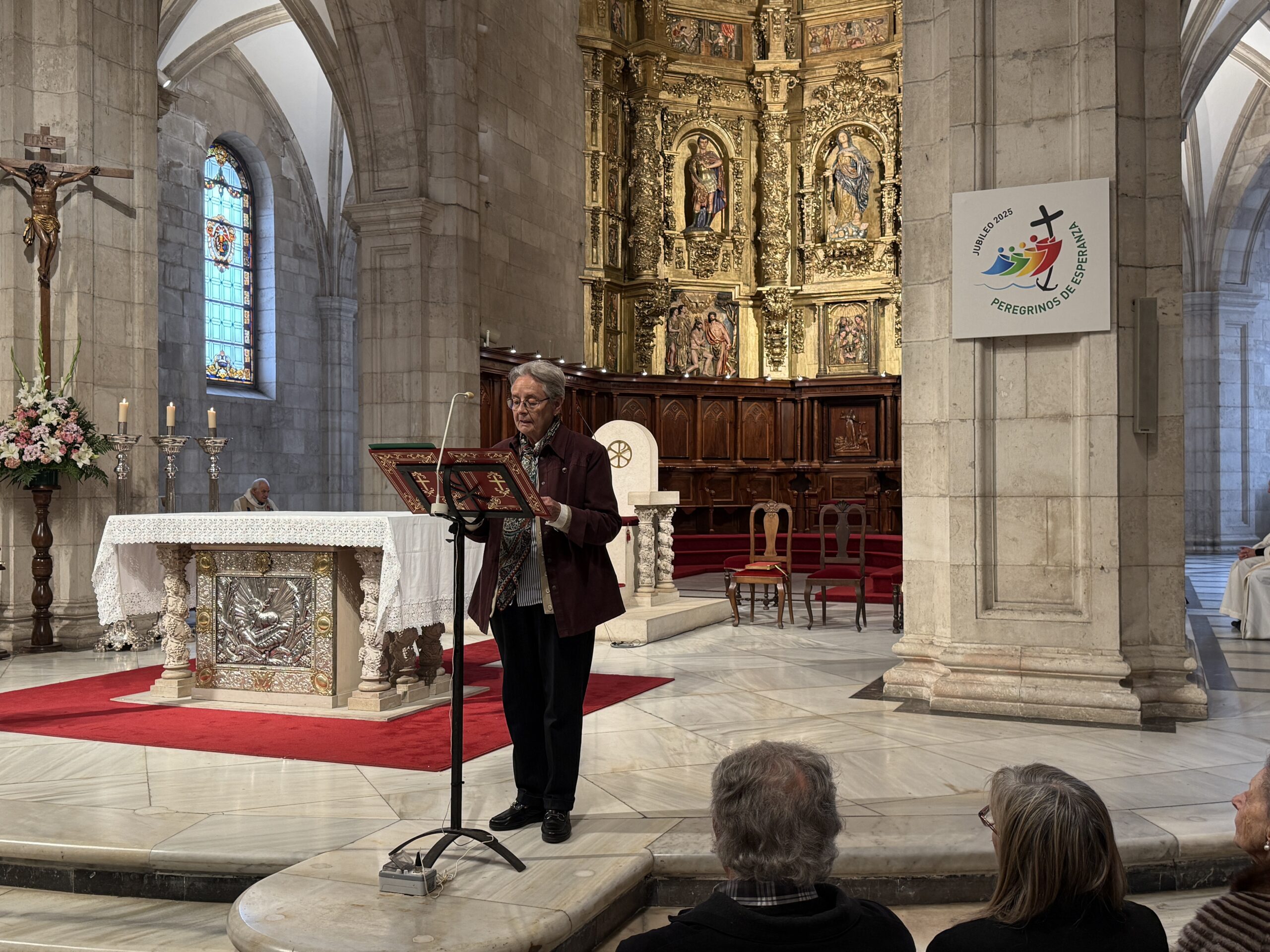 CATÓLICOS EN CANTABRIA – Eliar Blandón pasa a formar parte del presbiterio diocesano tras su ordenación sacerdotal