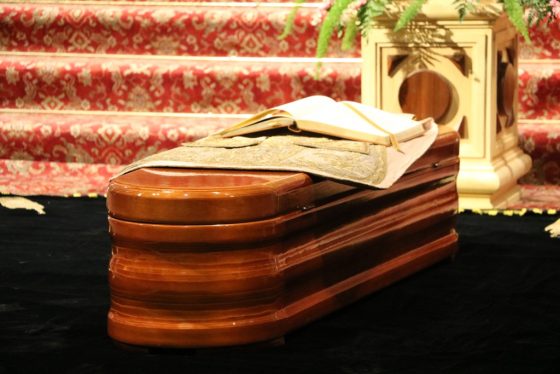 CATÓLICOS EN SEVILLA – “Don Adolfo Petit fue un sacerdote según el corazón de Dios”