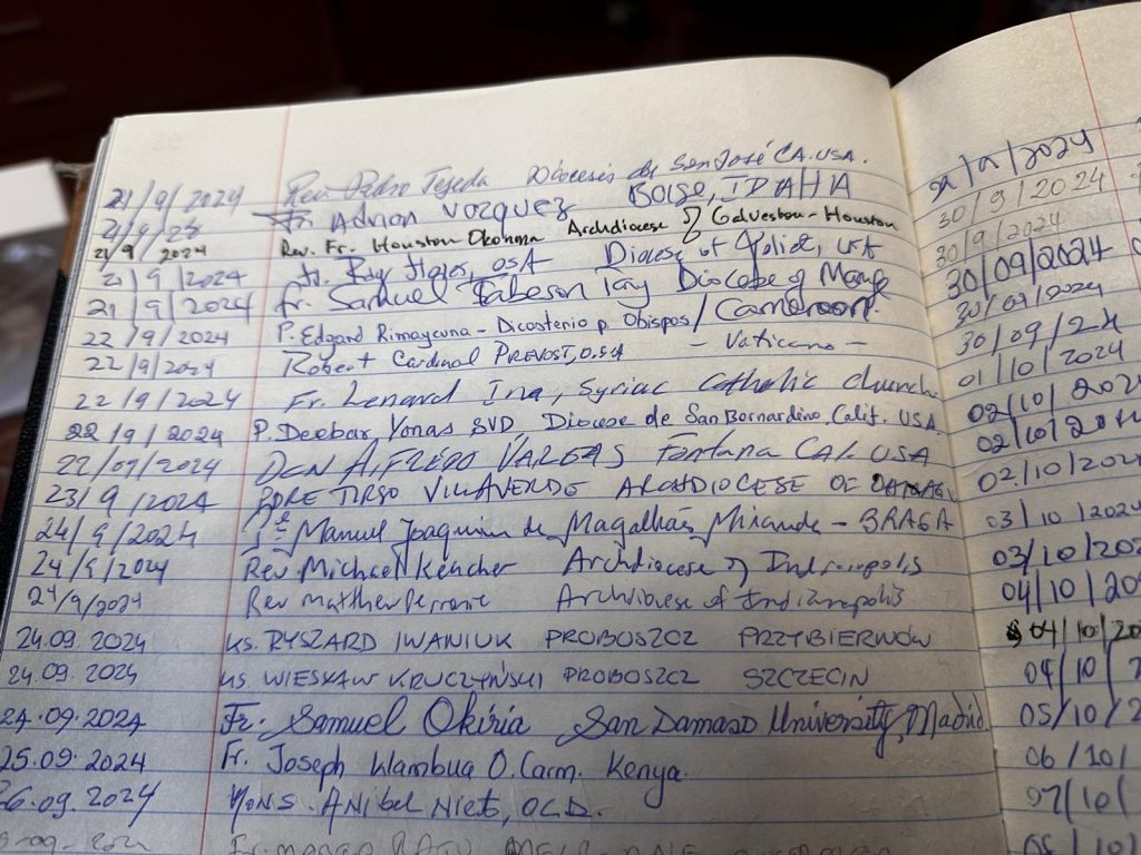 CATÓLICOS EN ÁVILA – León XIV peregrinó a Ávila en busca de la espiritualidad de Santa Teresa