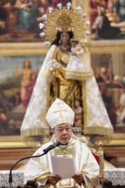 CATÓLICOS EN VALENCIA – Nuncio Mons. Auza: «Me uno al gozo, rebosante e incontenible de toda la Iglesia por el nuevo Papa, sin miedo, unidos, sigamos adelante»