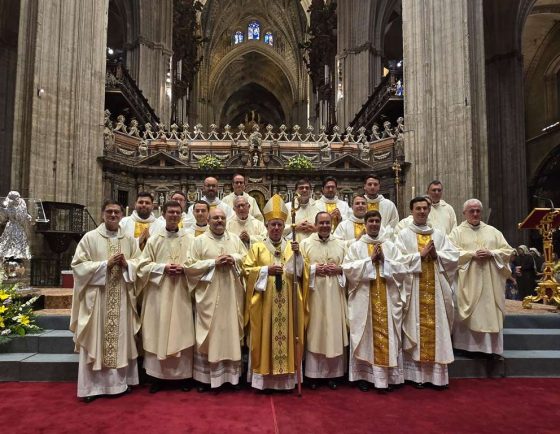 CATÓLICOS EN SEVILLA – Galería fotográfica de las primeras misas de los nuevos sacerdotes de Sevilla