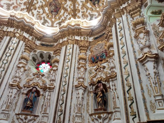 CATÓLICOS EN SEVILLA – Camarín de la Virgen de los Remedios, en la iglesia de Ntra. Sra. de los Remedios (Estepa)