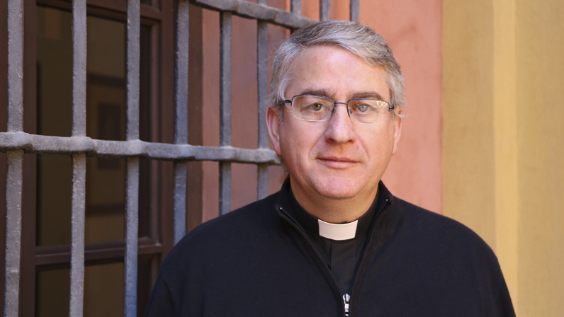 CATÓLICOS EN SEVILLA – “El silencio está para que el Señor nos hable”